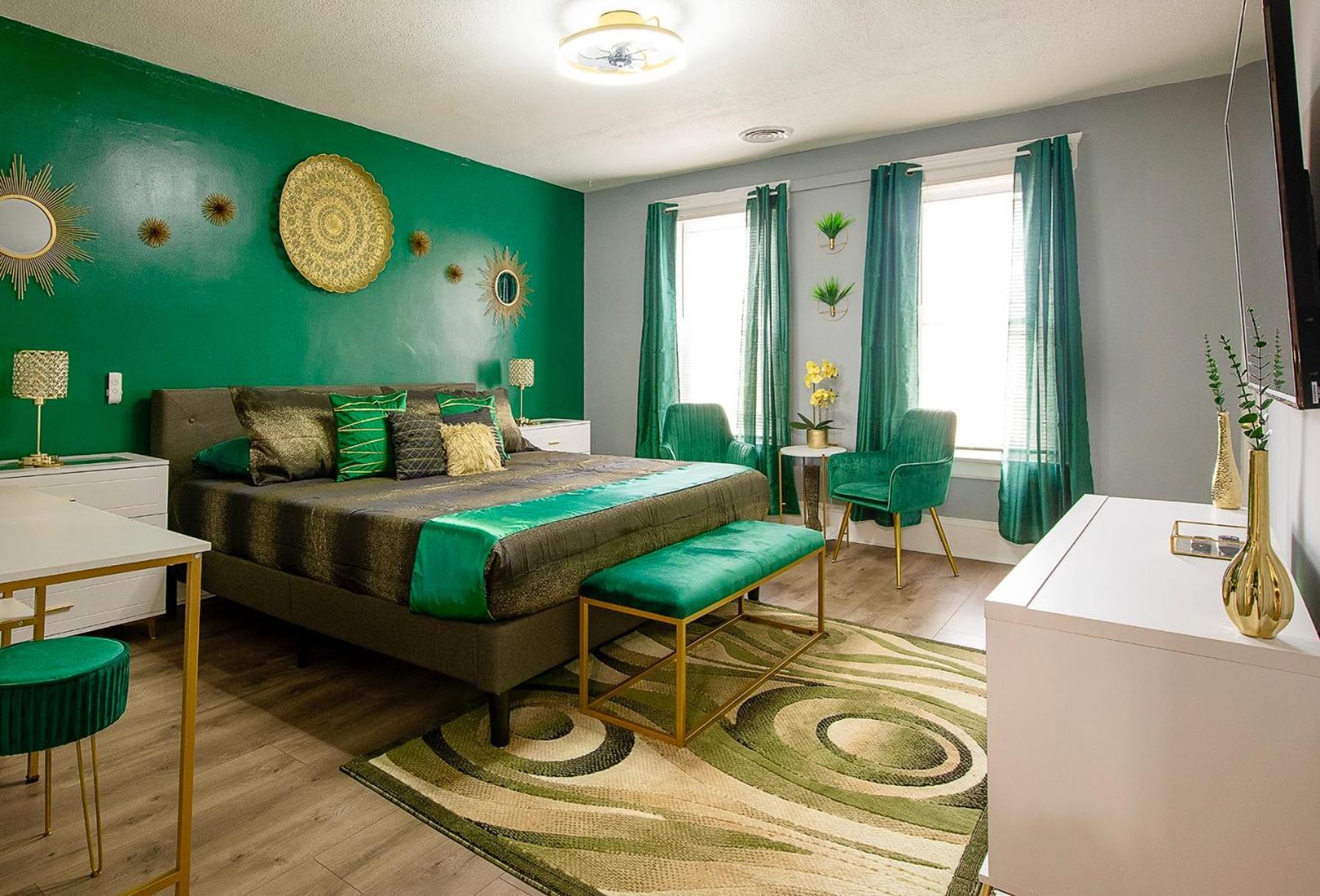 The Tremont Emerald - By Christmas Story House - Historic Charm & Modern Comfort Near Downtown With Parking, 300Mb Wifi & Self Check-In Cleveland Exteriör bild