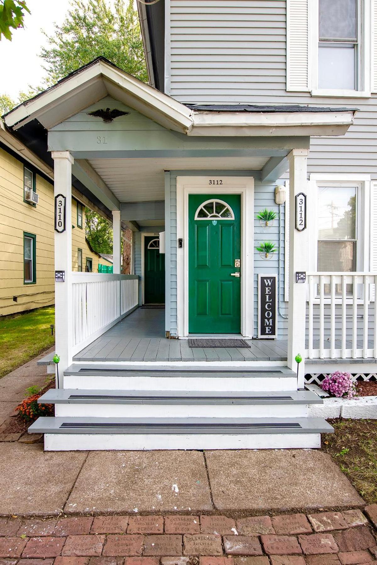 The Tremont Emerald - By Christmas Story House - Historic Charm & Modern Comfort Near Downtown With Parking, 300Mb Wifi & Self Check-In Cleveland Exteriör bild